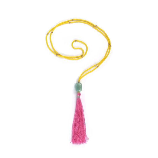 collier pompon