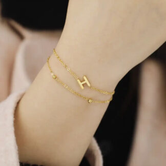 bracelet avec lettre initiale