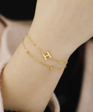 bracelet avec lettre initiale