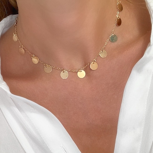 collier ras du cou tendance 2023